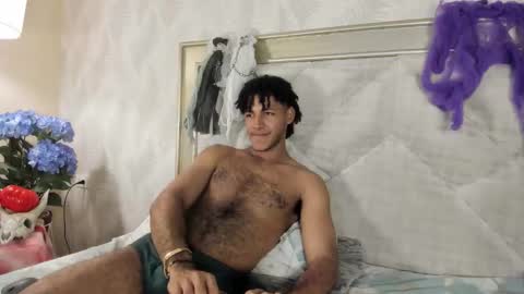 zyan_moreno online show from 10-23-25, 07:23