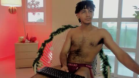 zyan_moreno online show from 11-29-25, 02:31