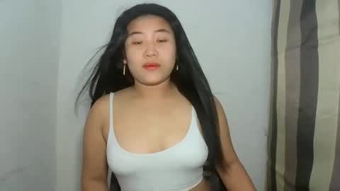 sweet lylia online show from 10-16-25, 02:40