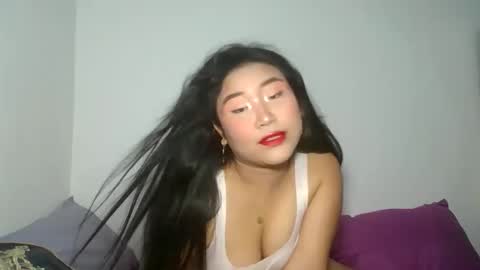 Snapshot of zyeii chatting on 11-11-25, 07:19 sweet lylia online show from 11-11-25, 07:19