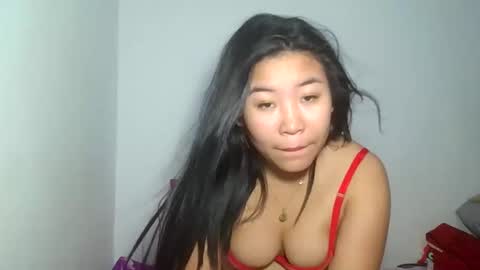 sweet lylia online show from 12-15-25, 07:34