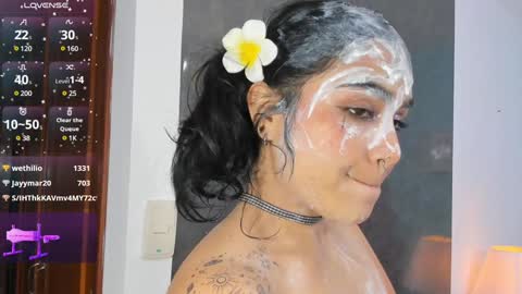 Snapshot of zyle_boobs_ chatting on 02-06-25, 09:32 ZYLE online show from 02-06-25, 09:32