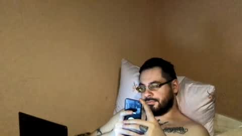 Snapshot of zyqrael chatting on 04-22-26, 07:04 Vlad online show from 04-22-26, 07:04