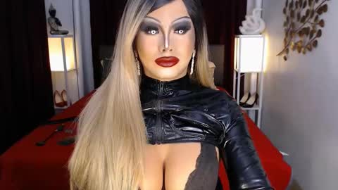 Snapshot of zyradom chatting on 01-24-25, 07:51 zyradom online show from 01-24-25, 07:51