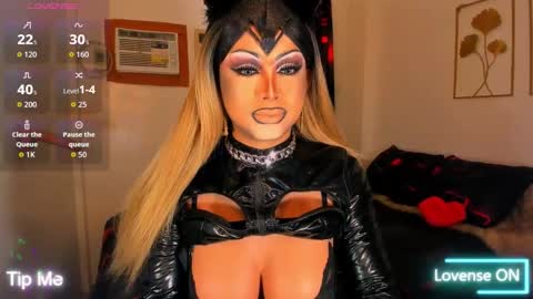 Snapshot of zyradom chatting on 11-22-25, 08:35 zyradom online show from 11-22-25, 08:35