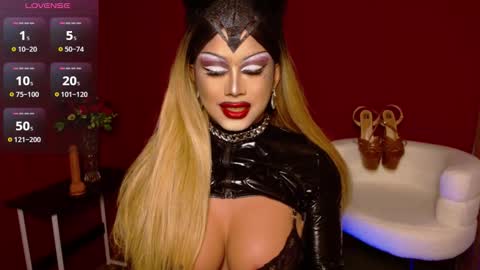 Snapshot of zyradom chatting on 12-15-25, 06:50 zyradom online show from 12-15-25, 06:50