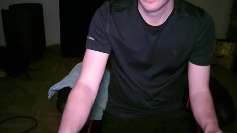 Snapshot of zyriosben chatting on 11-28-25, 08:39 zyriosben online show from 11-28-25, 08:39