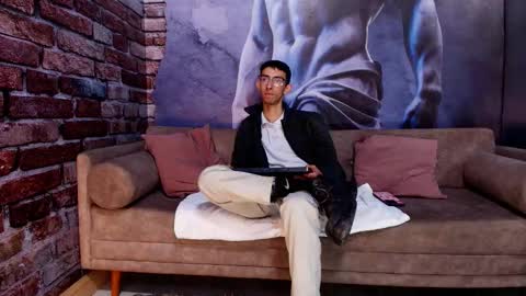 Zyro Nigth online show from 11-11-25, 07:36