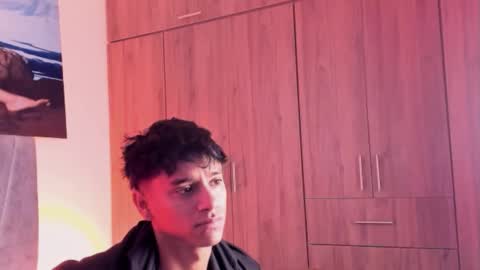 Snapshot of zyzz_1812 chatting on 10-30-25, 05:02 zyzz_1812 online show from 10-30-25, 05:02