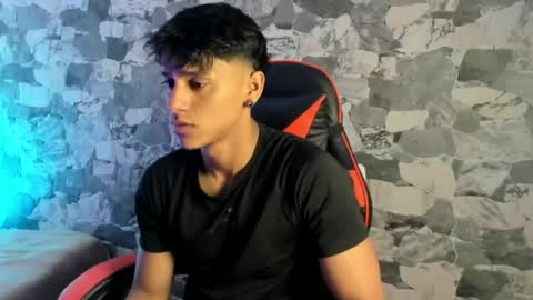 Snapshot of zyzz_1812 chatting on 05-19-26, 02:12 zyzz_1812 online show from 05-19-26, 02:12