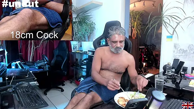 OnlineBossUK online show from 03-23-25, 05:10