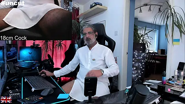 OnlineBossUK online show from 11-29-25, 01:03