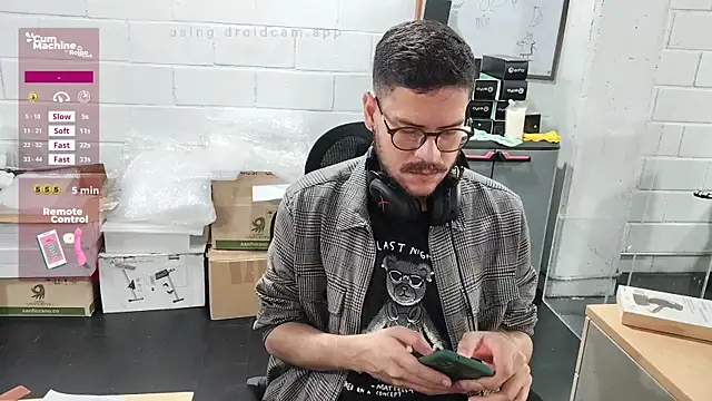 AndyHepburn online show from 10-03-25, 01:41