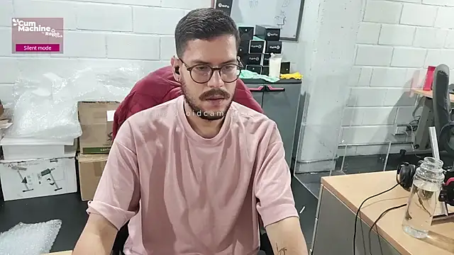 AndyHepburn online show from 10-07-25, 01:41