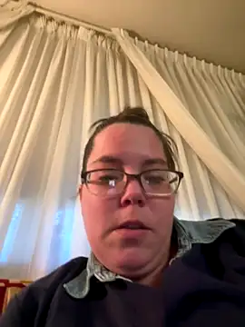 Snapshot of LacieStar chatting on 12-02-24, 10:01 LacieStar online show from 12-02-24, 10:01