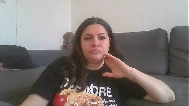 Squirtlady38 online show from 10-06-25, 08:01