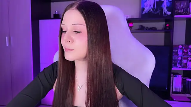 jasminevine online show from 11-28-25, 06:38