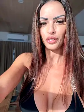 Snapshot of Helena_Karel chatting on 10-11-25, 10:14 Helena Karel online show from 10-11-25, 10:14