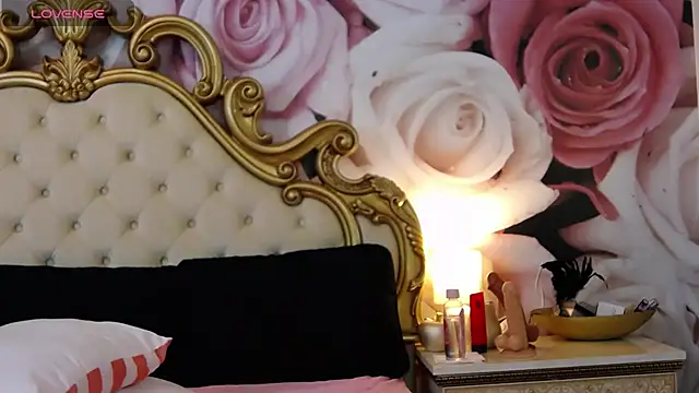 Snapshot of HessaHessy chatting on 03-18-25, 12:58 HessaHessy online show from 03-18-25, 12:58