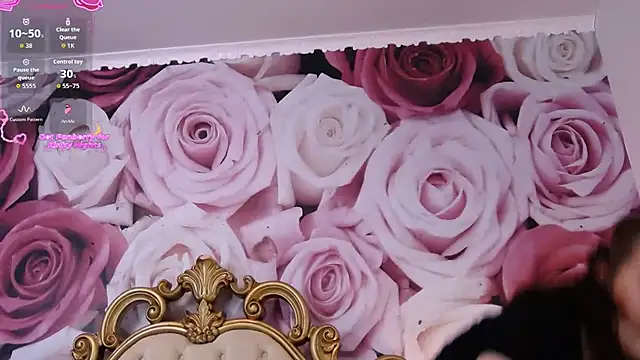 Snapshot of HessaHessy chatting on 11-19-25, 08:58 HessaHessy online show from 11-19-25, 08:58