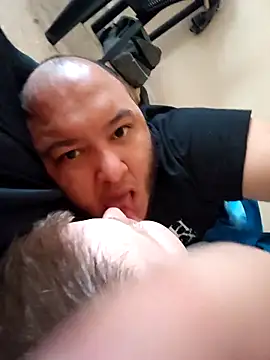 genderfluidco2 online show from 11-09-25, 08:56