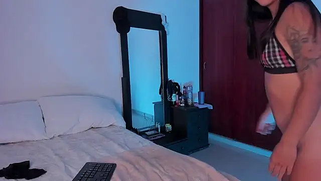 Snapshot of little_kayla_ chatting on 03-01-25, 05:31 little kayla  online show from 03-01-25, 05:31