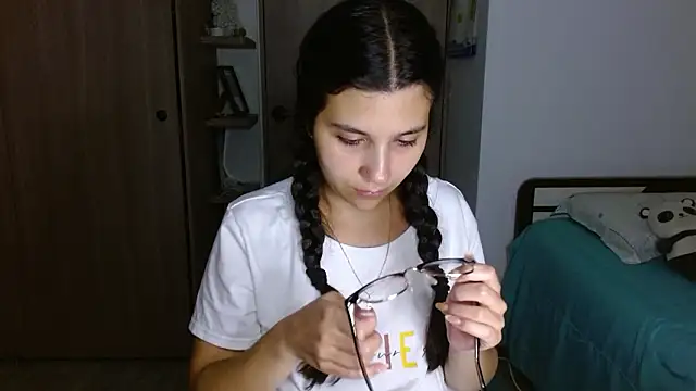 mia  lopez  online show from 02-04-26, 04:07