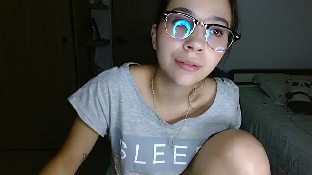 mia  lopez  online show from 03-27-26, 01:33