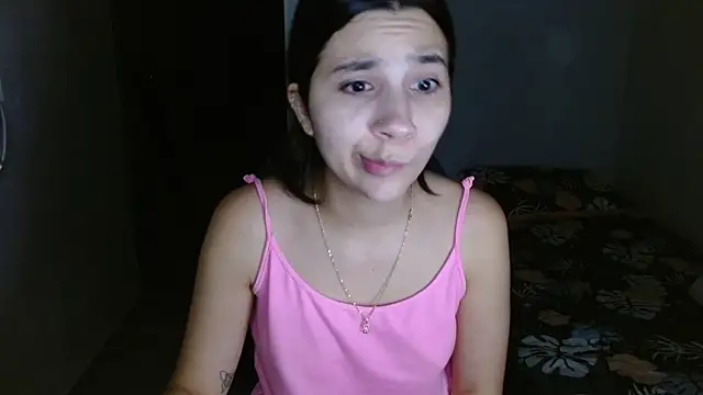 Snapshot of mia__lopez_ chatting on 05-27-26, 04:20 mia lopez online show from 05-27-26, 04:20