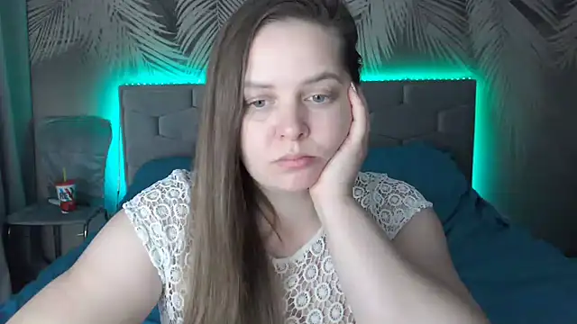 uliastar online show from 01-15-25, 10:06