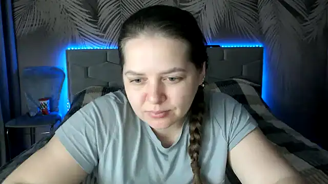 uliastar online show from 01-29-25, 06:22