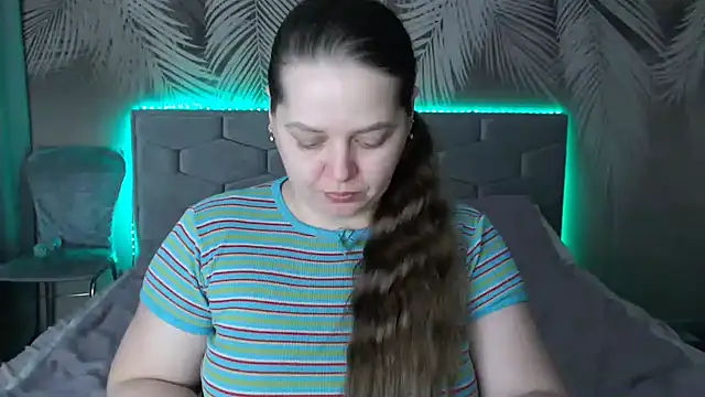 uliastar online show from 02-02-25, 08:24