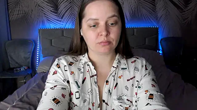 uliastar online show from 12-19-25, 08:10