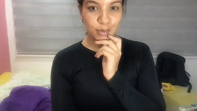 Snapshot of gatubelahot chatting on 09-15-25, 11:38 gatubelahot online show from 09-15-25, 11:38