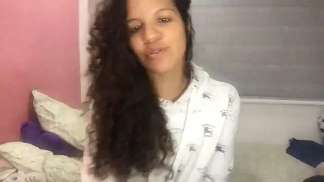 Snapshot of gatubelahot chatting on 09-23-25, 03:42 gatubelahot online show from 09-23-25, 03:42