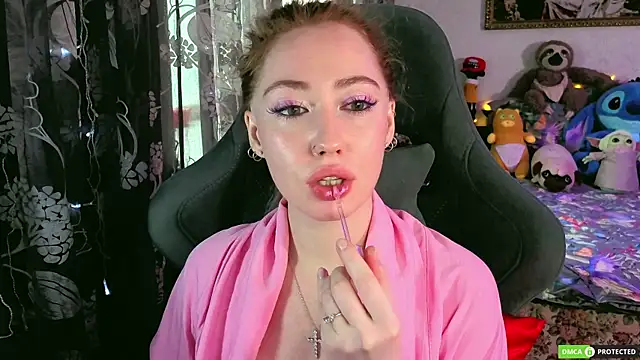 TinaBrook online show from 04-21-26, 05:03