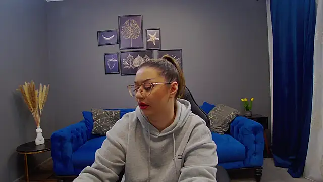 Snapshot of Katewalker_ chatting on 12-07-24, 05:09 Katewalker online show from 12-07-24, 05:09