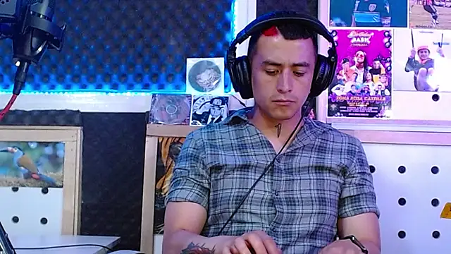 Darko0717 online show from 03-23-25, 12:47