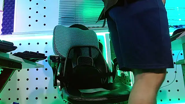 Darko0717 online show from 09-17-25, 09:44