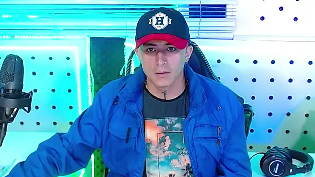 Darko0717 online show from 11-25-25, 01:55