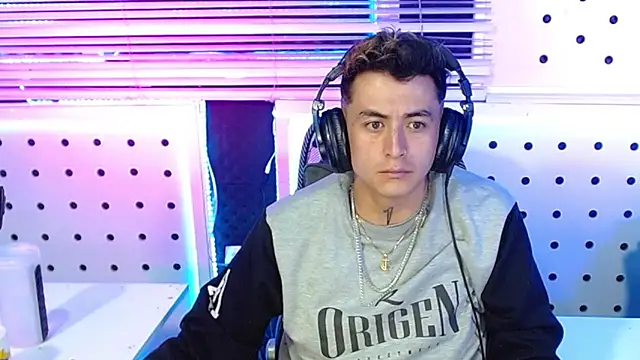 Darko0717 online show from 11-29-25, 01:30