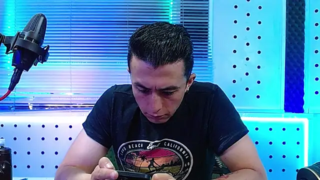 Darko0717 online show from 03-28-26, 02:38