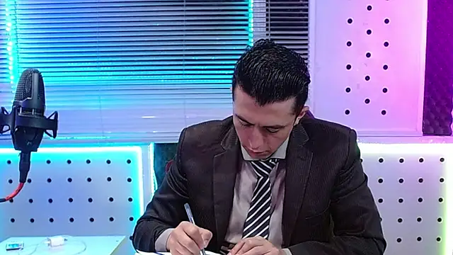 Snapshot of Darko0717 chatting on 05-02-26, 01:05 Darko0717 online show from 05-02-26, 01:05