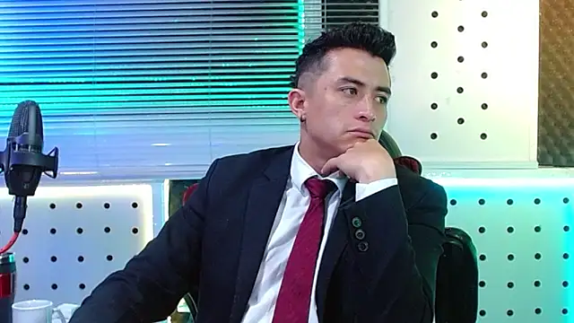 Snapshot of Darko0717 chatting on 05-08-26, 11:26 Darko0717 online show from 05-08-26, 11:26