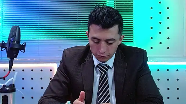 Snapshot of Darko0717 chatting on 05-12-26, 10:34 Darko0717 online show from 05-12-26, 10:34