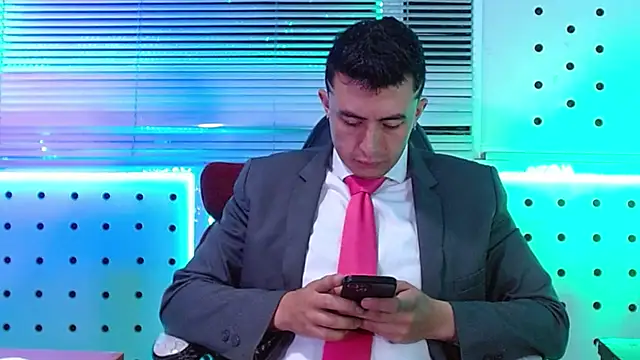 Snapshot of Darko0717 chatting on 05-22-26, 11:27 Darko0717 online show from 05-22-26, 11:27