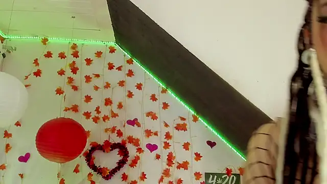 Cata green online show from 02-19-25, 08:31