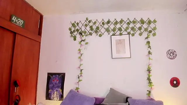 Cata green online show from 11-25-25, 08:09