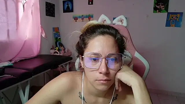 MommyMiaWs online show from 01-19-26, 03:49