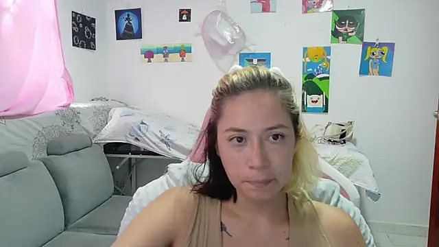 MommyMiaWs online show from 04-27-26, 07:56